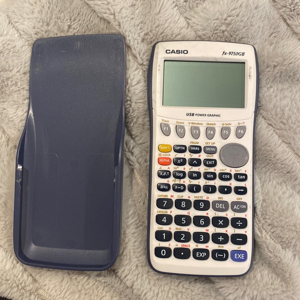Casio Graphic Calculator. In perfect condition